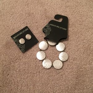Silver bracelet and earrings